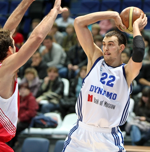 Алексей Жуканенко (фото А. Астахова, dynamobasket.com)