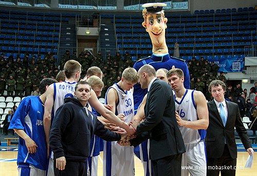 Команда московского "Динамо" (фото - Анна Астахова, dynamobasket.com)