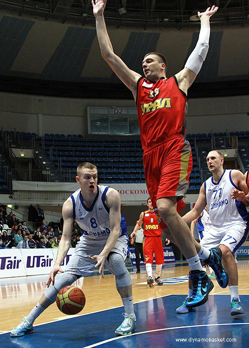Андрей Логинов (фото - Анна Астахова, dynamobasket.com)