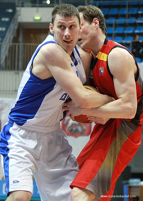 Александр Пустогвар (фото - Анна Астахова, dynamobasket.com)