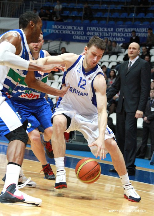 Александр Пустогвар (фото - Анна Астахова, dynamobasket.com)