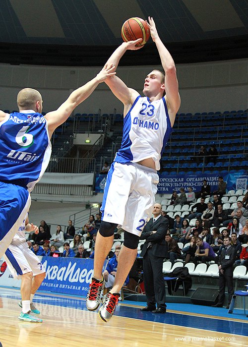 Глеб Голдырев (фото - Анна Астахова, dynamobasket.com)