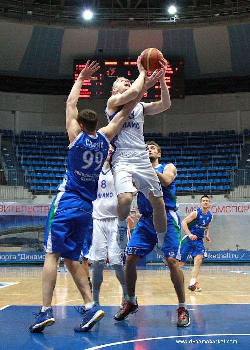 Денис Захаров (фото - Анна Астахова, dynamobasket.com)