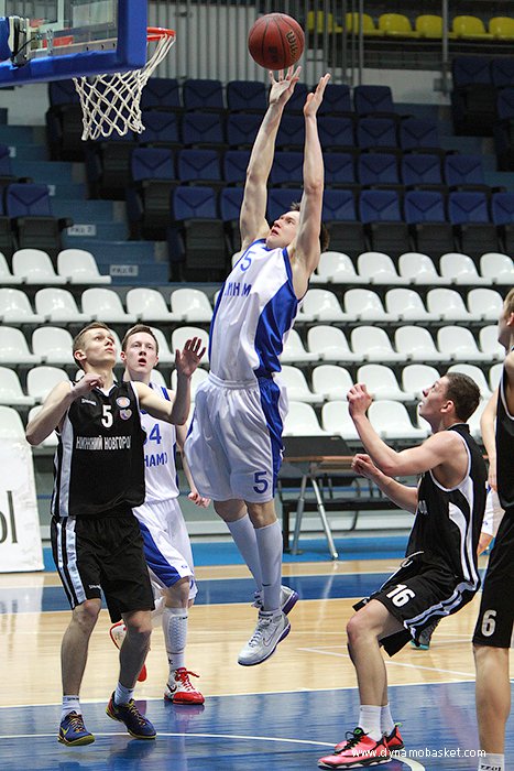 Тарас Клюндиков (фото - Анна Астахова, dynamobasket.com)