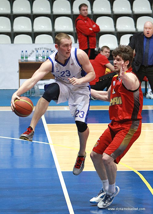 Глеб Голдырев (фото - Анна Астахова, dynamobasket.com)