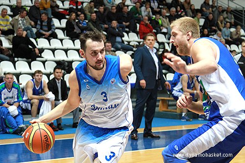 Евгений Карпеко (фото - Анна Астахова, dynamobasket.com)