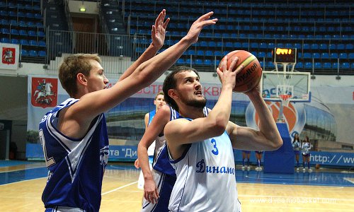Евгений Карпеко (фото - Анна Астахова, dynamobasket.com)