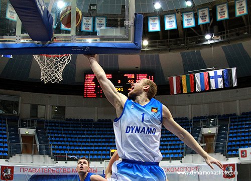 Денис Захаров (фото - Анна Астахова, dynamobasket.com)