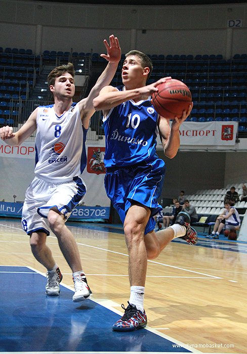 Кирилл Писклов (фото - Анна Астахова, dynamobasket.com)