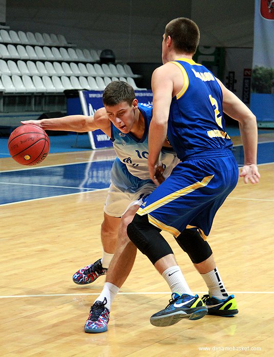 Кирилл Писклов (фото - Анна Астахова, dynamobasket.com)