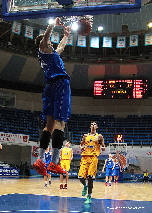 Вадим Курашов (фото - Анна Астахова, dynamobasket.com)