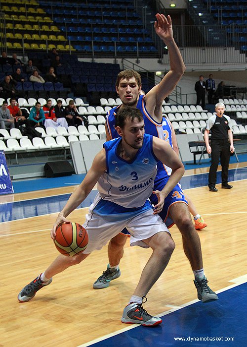 Евгений Карпеко (фото - Анна Астахова, dynamobasket.com)
