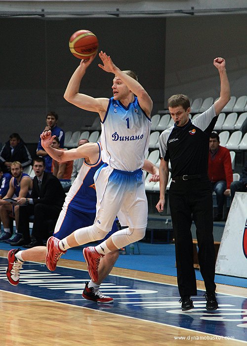 Денис Захаров (фото - Анна Астахова, dynamobasket.com)